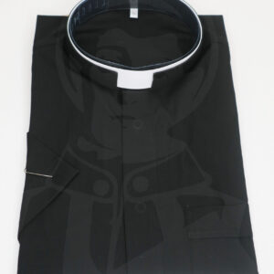 Camisa Manga Curta com Cabeção Romano - Preto