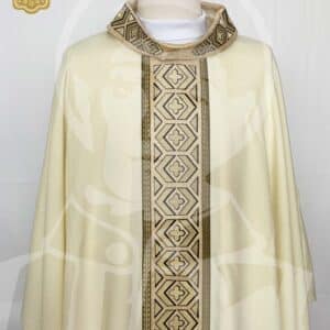 Casula Branca com estola