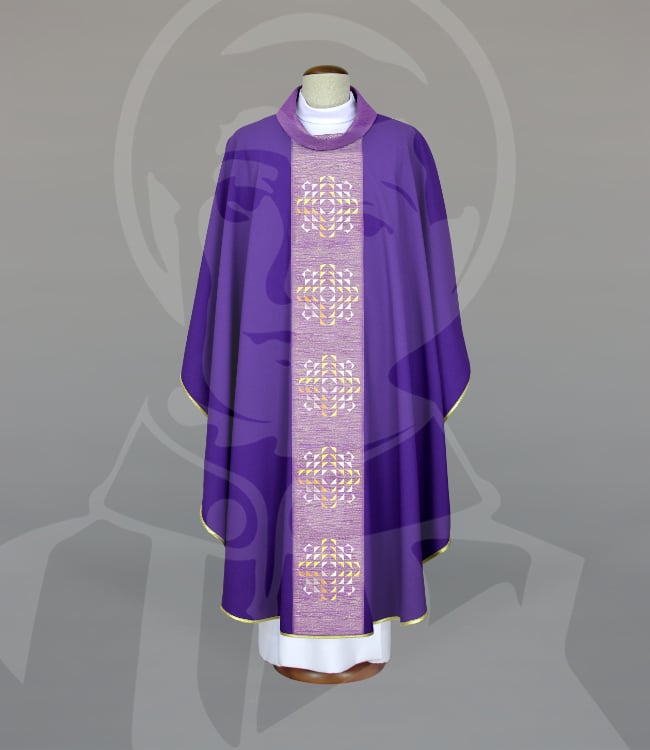 Casula Roxa com Estolão Bordado