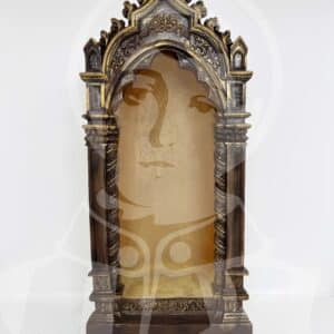 Oratório Castanho e Branco